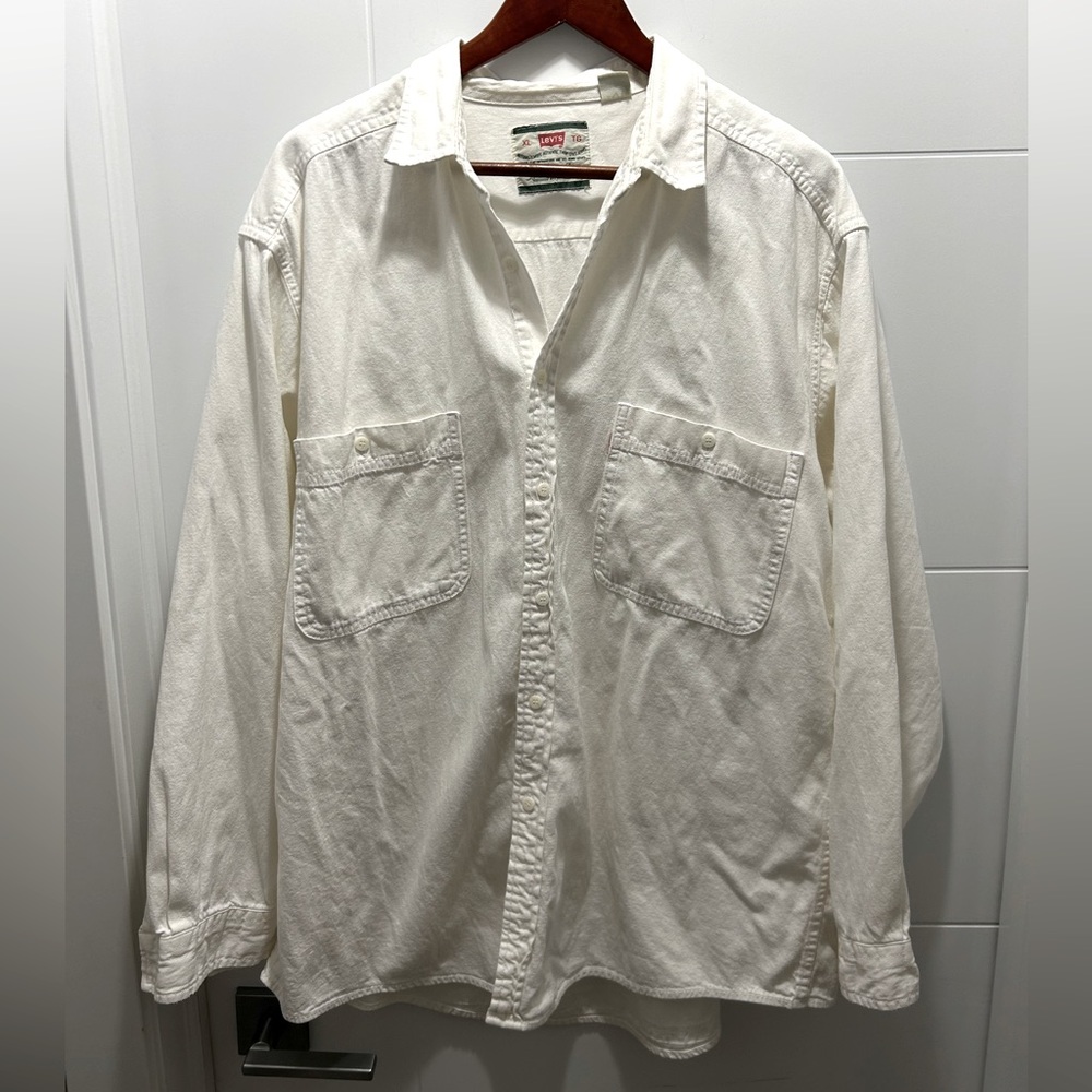 Vintage Levi's White Casual Button Down Shirt